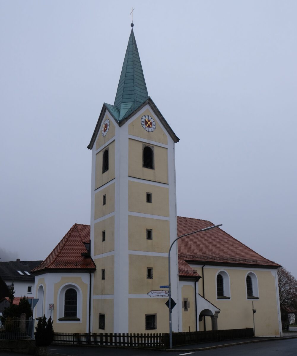 Wie geht es mit der evangelischen Kirchengemeinde Flossenbürg weiter?