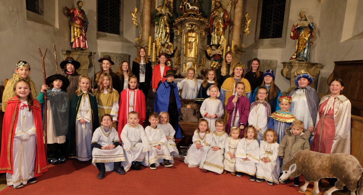 Krippenspiel in St. Johannes Baptista begeistert Kirchenbesucher