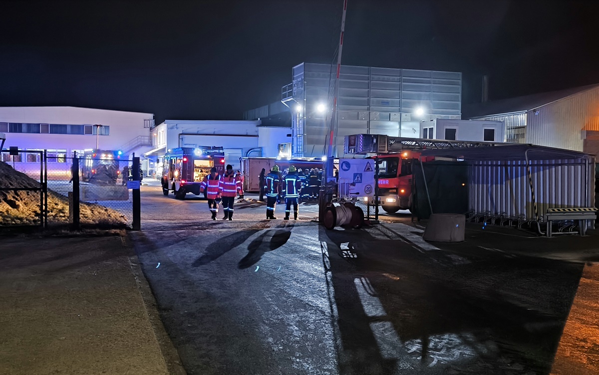 Großeinsatz im Eschenbacher Industriegebiet