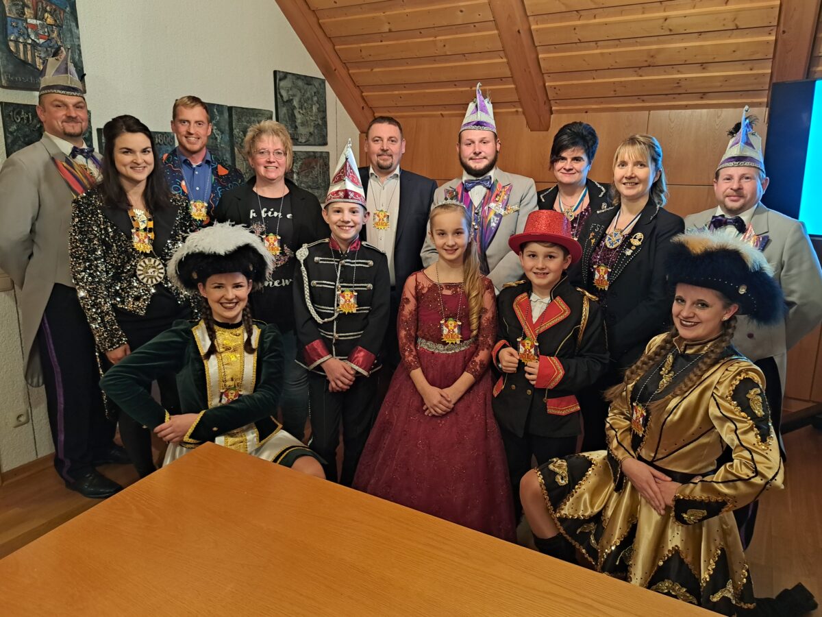 Störnstein empfängt Narren: Kinderprinz aus Botzersreuth hat ein Heimspiel