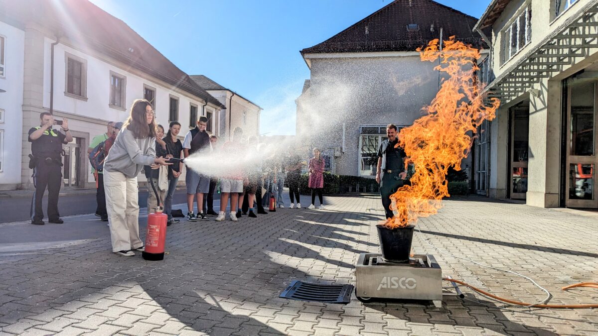 14 neue Bausteine in der Sicherheitsarchitektur von Weiden