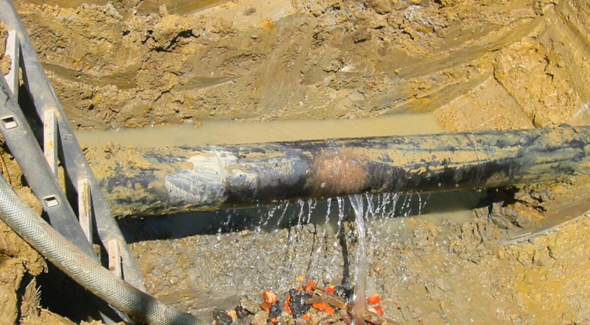 Nach Rohrbruch am Ostermontag in Weiden: 130-Meter-Wasserleitung wird erneuert