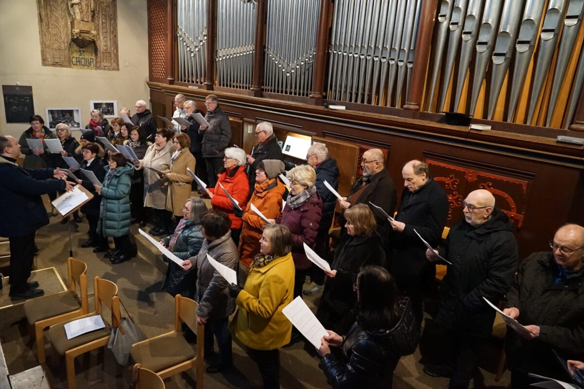 Leidenschaftliches Neujahrskonzert in St. Josef mit OPUS 4