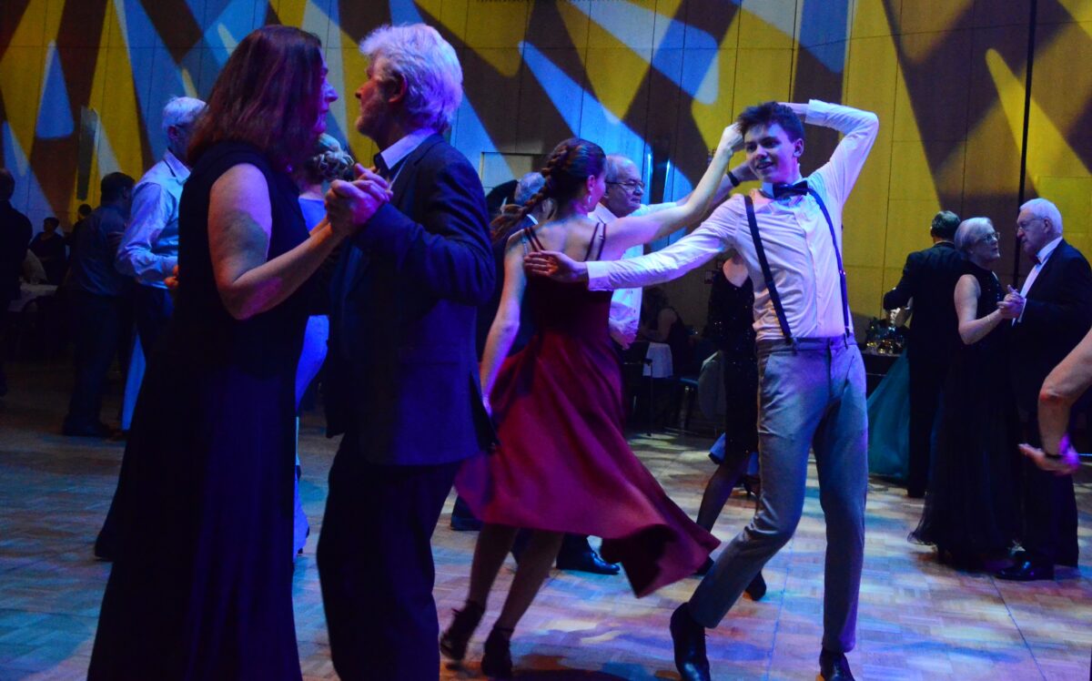 Der Stadtball Weiden: Ein Tanzvergnügen bis weit nach Mitternacht