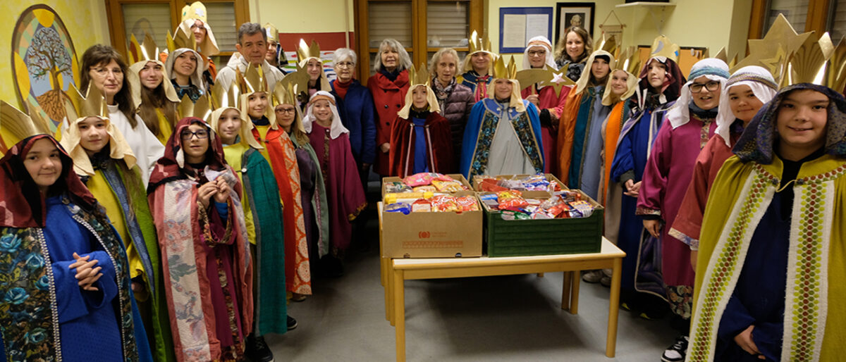 Flosser Sternsinger spenden für die Tafel