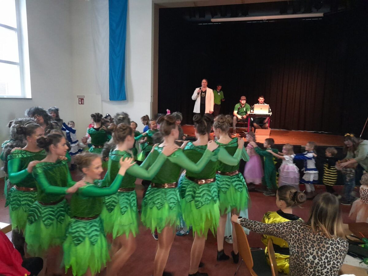 Kinderfasching der Schützengesellschaft Hubertus: Tanz, Spiel und Spaß für Jung und Alt