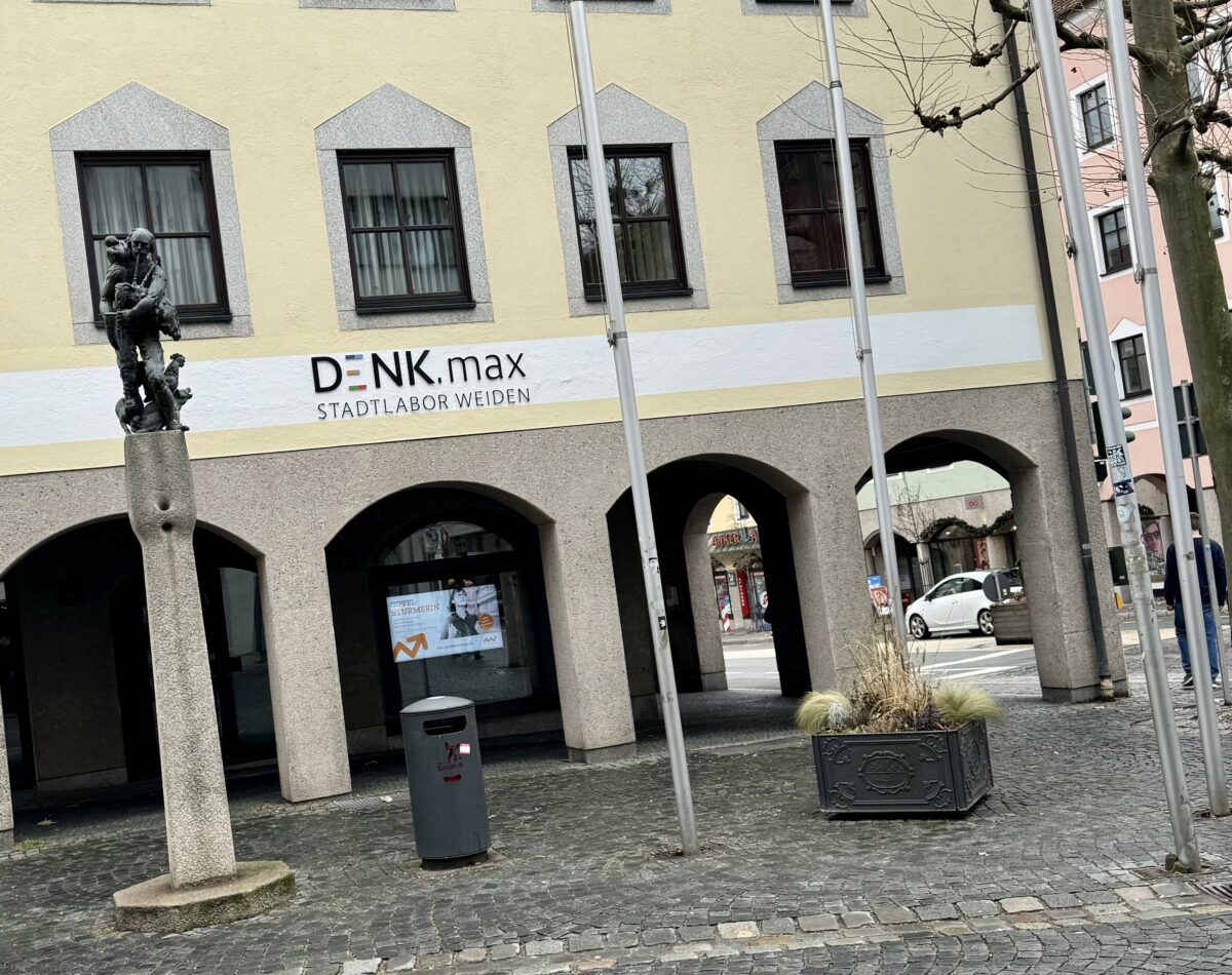 Hallo Künstliche Intelligenz! Wo bist du in Weiden im Einsatz?