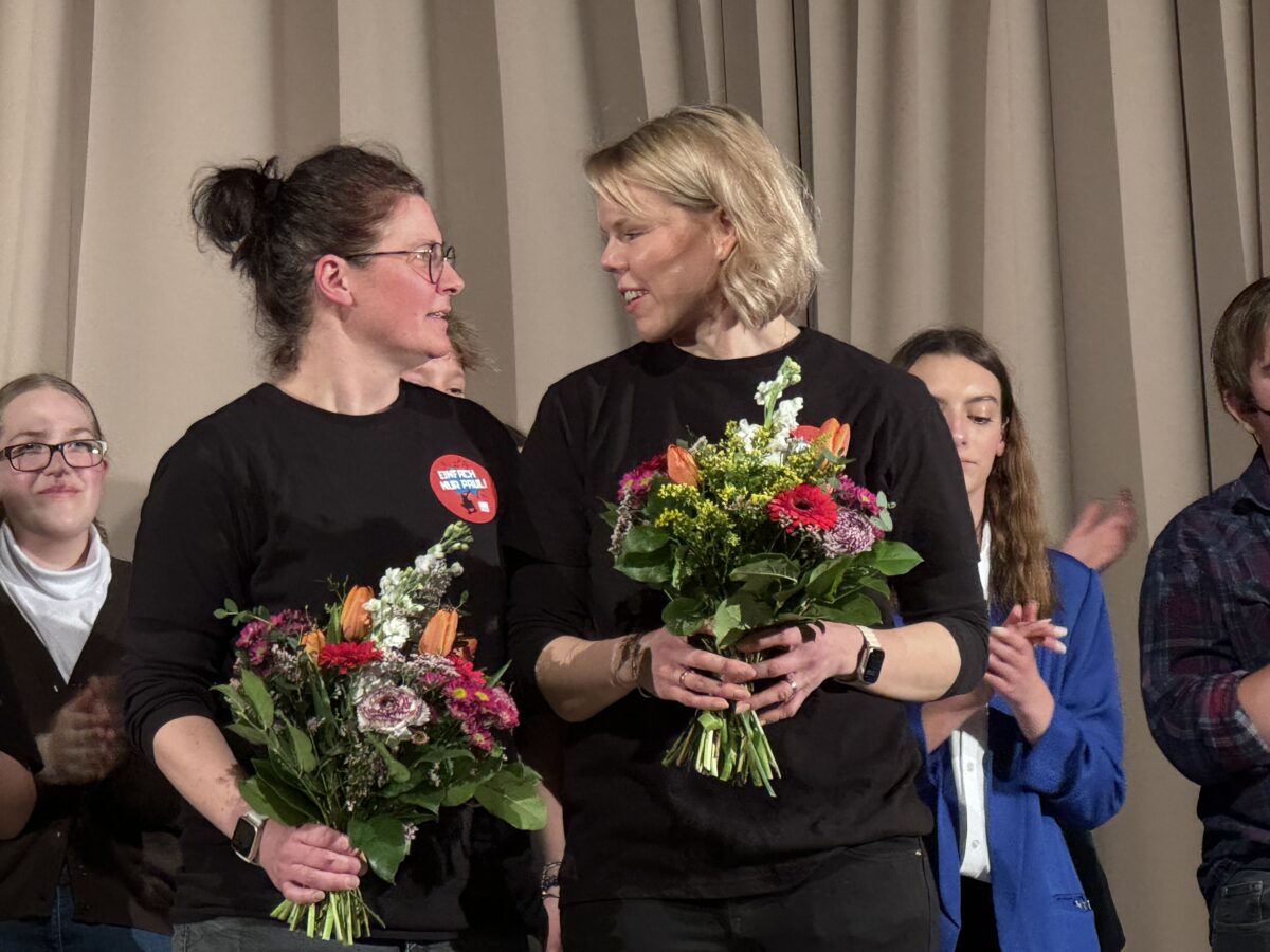 Erfolgreiche Premiere von „Einfach nur Paul“ für Theatergruppe der Kemnather Realschule