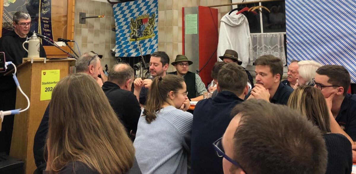 Bruder Asam wäscht „denen in Berlin oben“ den Kopf