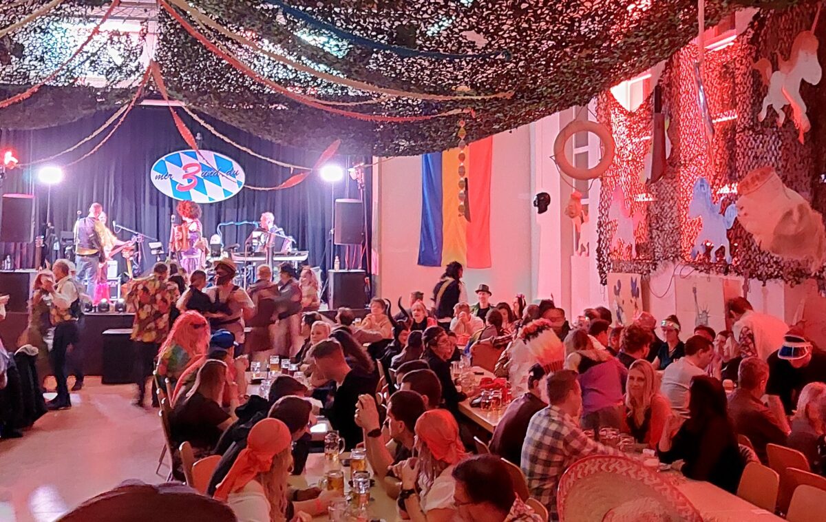 Schützenball in Eslarn begeistert mit Vielfalt und guter Stimmung