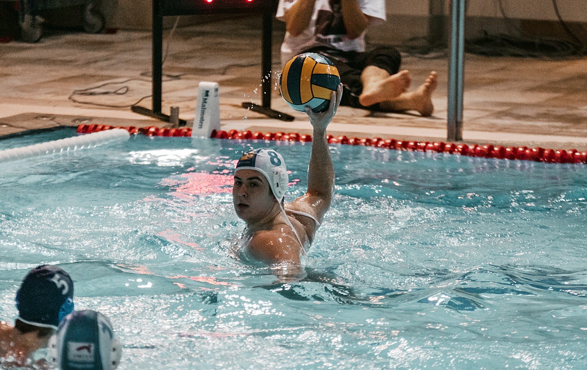 Wasserballer des SV Weiden gewinnen, ohne restlos zu überzeugen