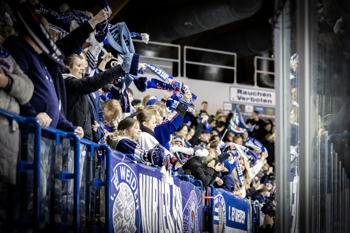 Knacken die Blue Devils die 1000-er Marke bei den Saisonkarten?