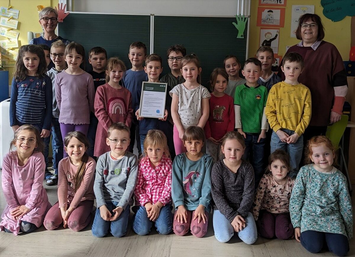 Große Freude in der Grundschule Püchersreuth