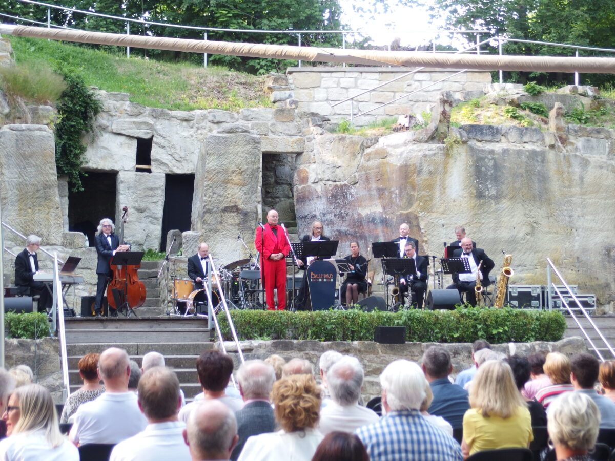 Kulturprogramm: Beliebte Acts und spannende Experimente