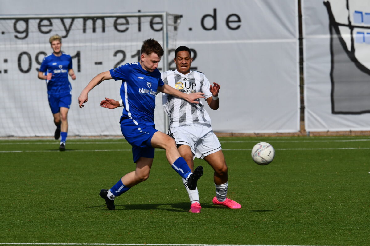 U 19 der SpVgg SV Weiden verliert Punktspiel und scheidet auch im Pokal aus