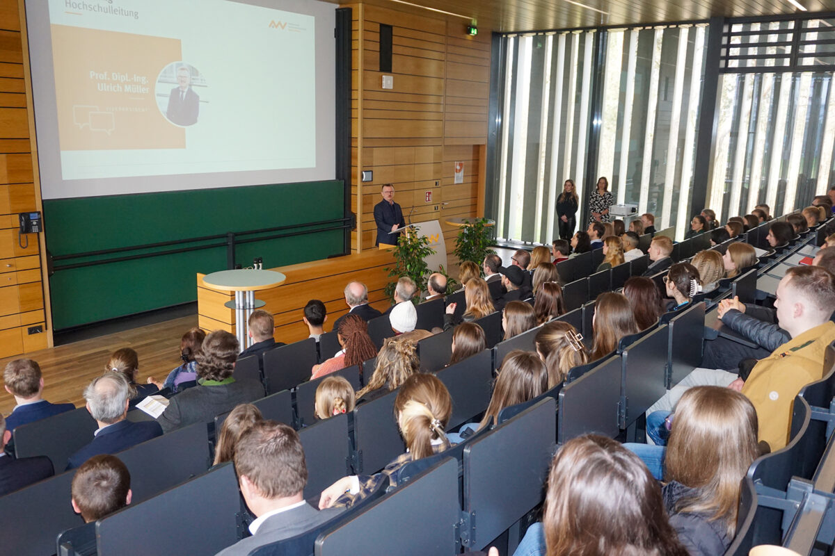 Studienstart Sommersemester: OTH Amberg-Weiden begrüßt rund 600 neue Studierende