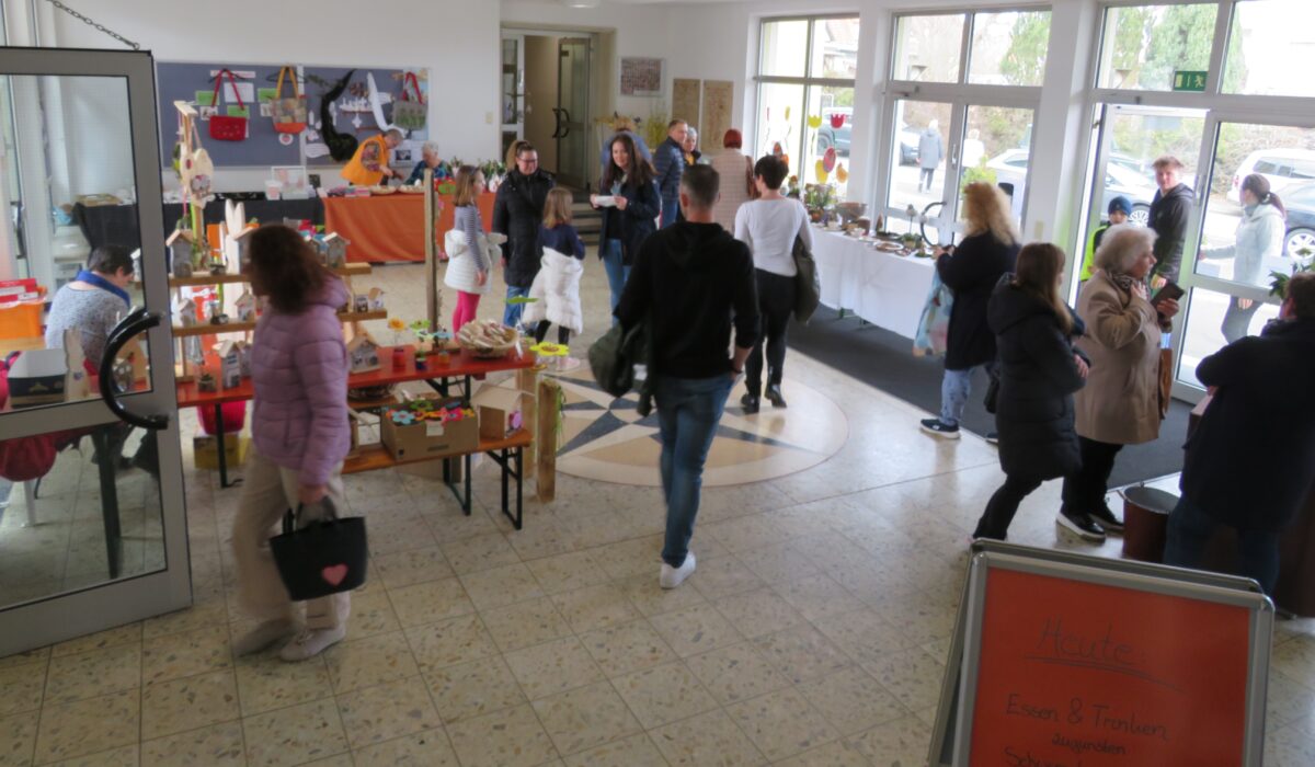 Ein voller Erfolg: Mehr als 20 Anbieter beim Hobbyhandwerkermarkt