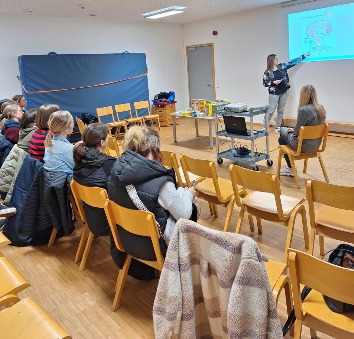 Informativer Vortrag zum Thema kindliche Sprachentwicklung