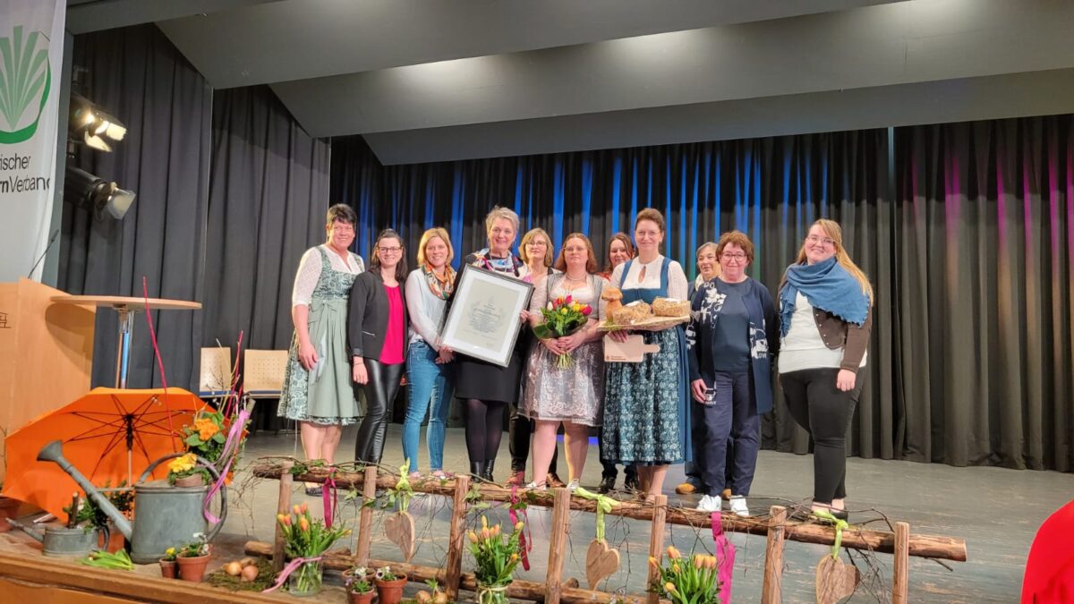 Landfrauentag Neustadt: Tanz, Theater und Spenden