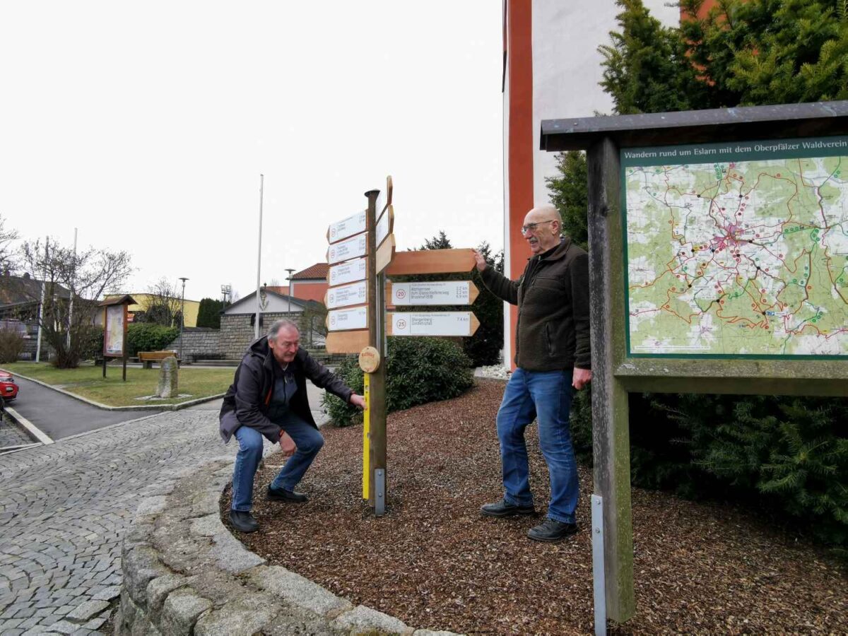 Alu-Dibond-Schilder für Eslarns Wanderwege