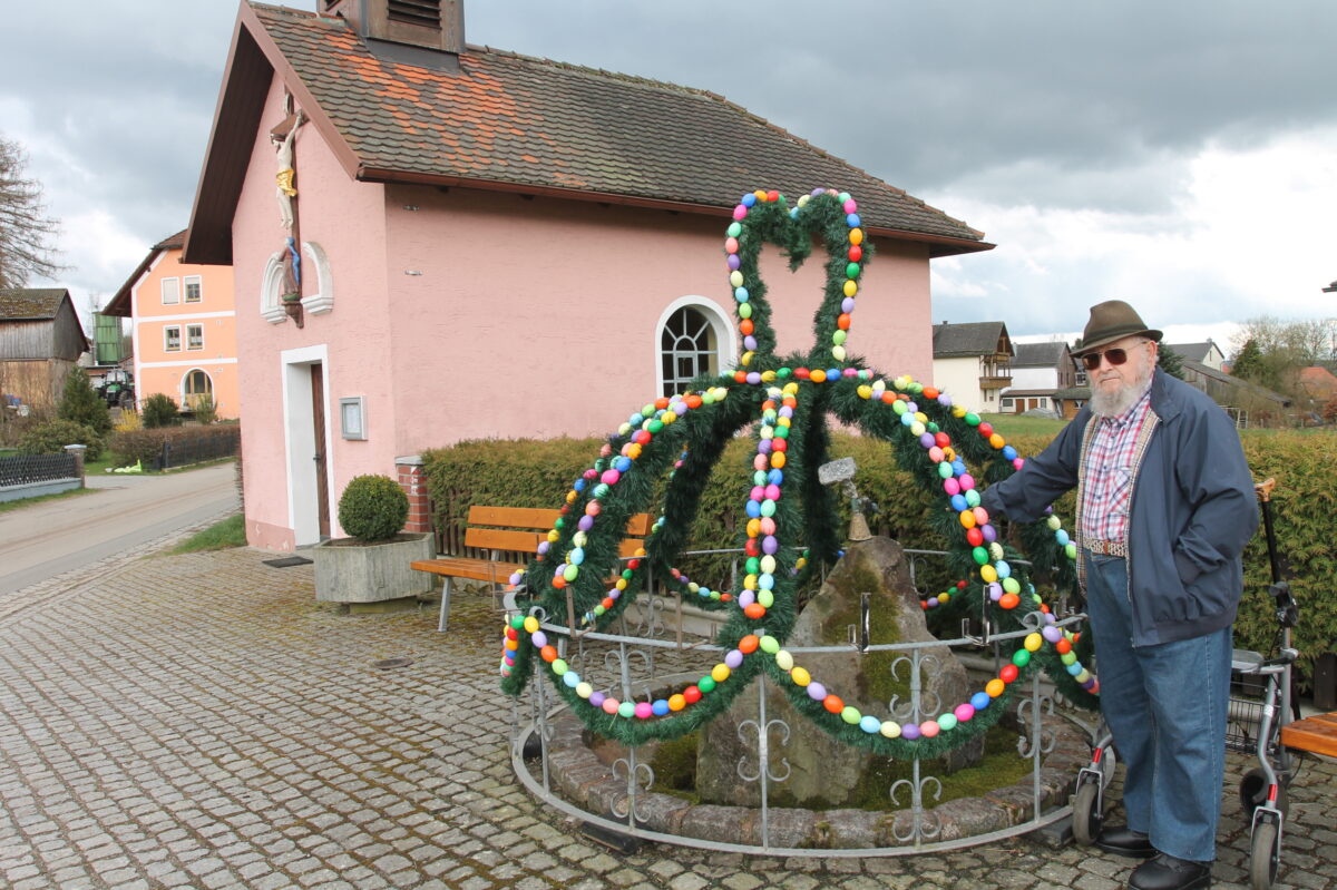 Frankenreuths Osterbrunnen: Eine Tradition erblüht