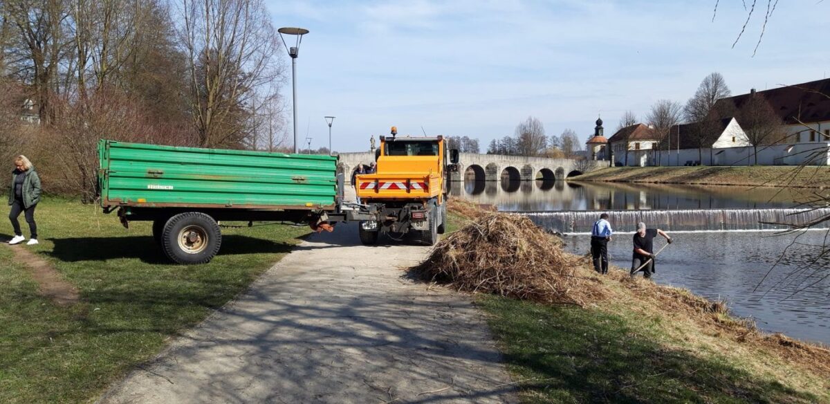 Frühjahrsaktion im Fischhofpark