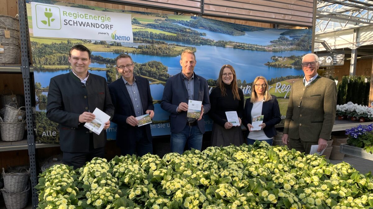 „Hofladen für Energie“: Bemo und Bayernwerk bauen ihre Zusammenarbeit aus 