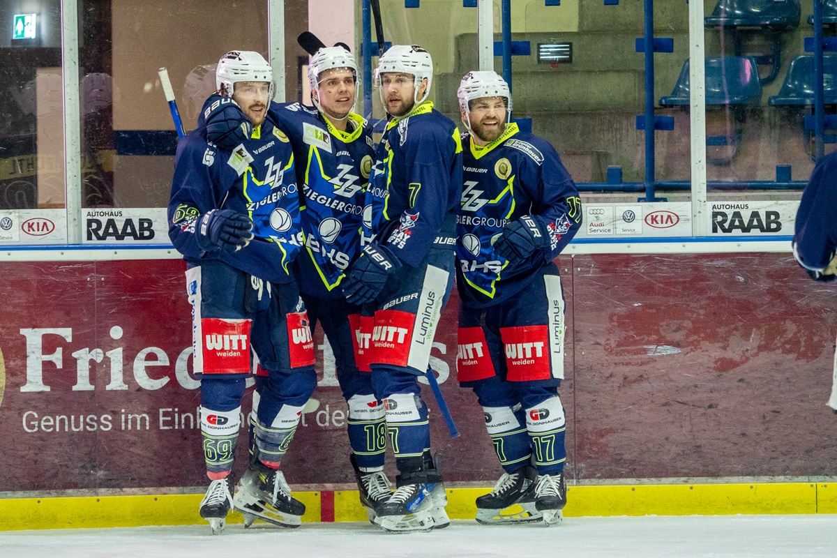 Machen die Blue Devils am Freitag das Halbfinale klar? Sollte klappen!