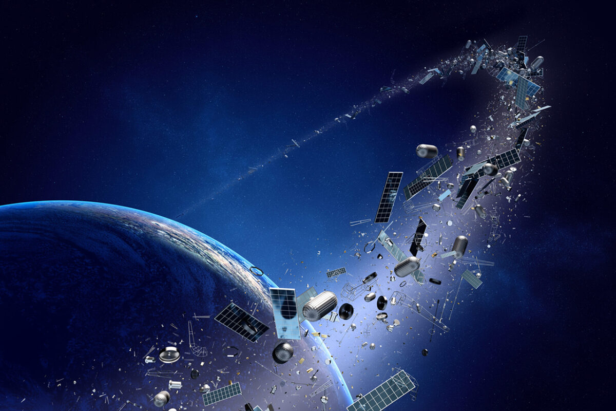 ISS-Batterie in den Atlantik gestürzt: Weltraumschrott-Gucken beim Radeln