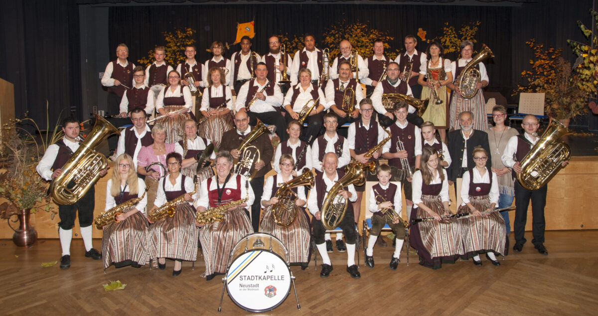 O`Schnitthalle „Kunterbunt“