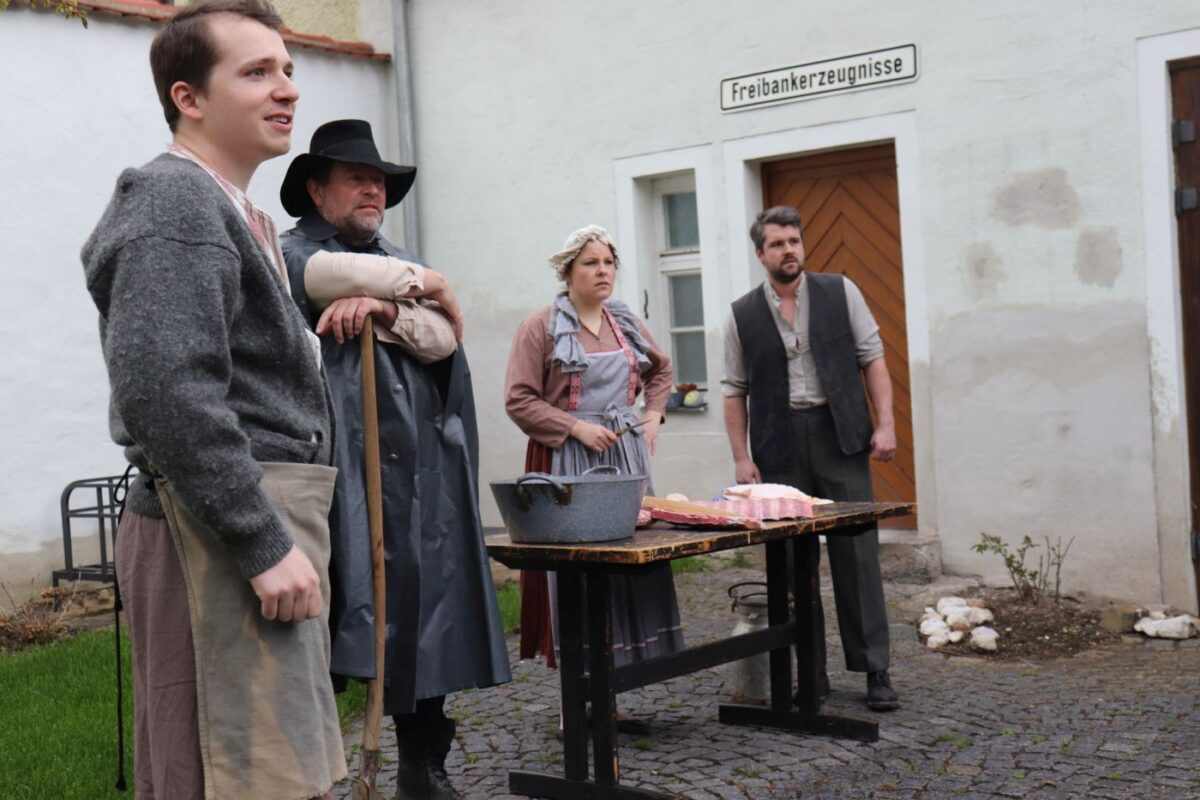 Endlich! Saisonbeginn für historische Stadtführungen in Tirschenreuth