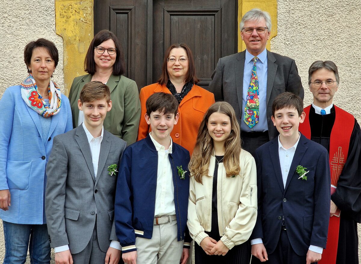 Konfirmation in Weiden: Ein Fest des Glaubens und der Gemeinschaft