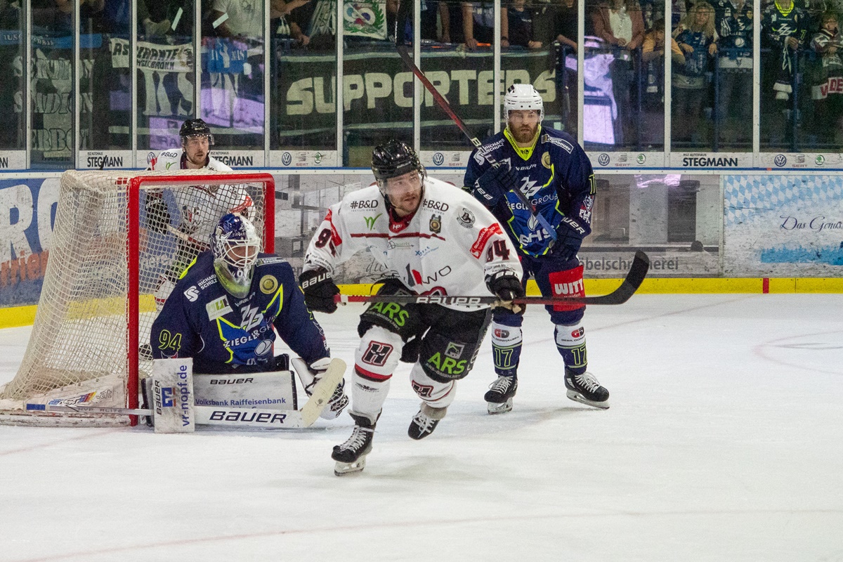 Die Hannover Scorpions überrollen die Blue Devils im ersten Drittel