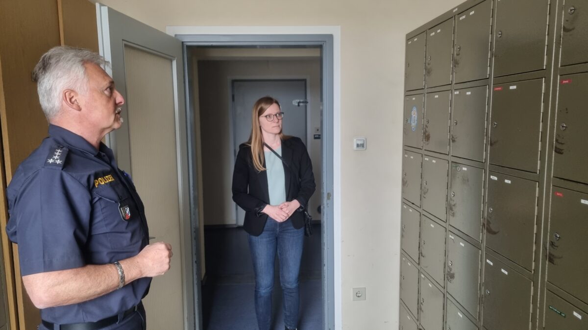 Bäumler fordert Sanierung für Eschenbachs Polizei