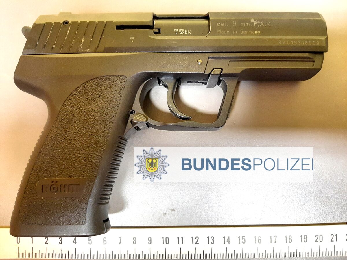 Jedes Wochenende wieder: Viele Waffen und fünf Verhaftungen