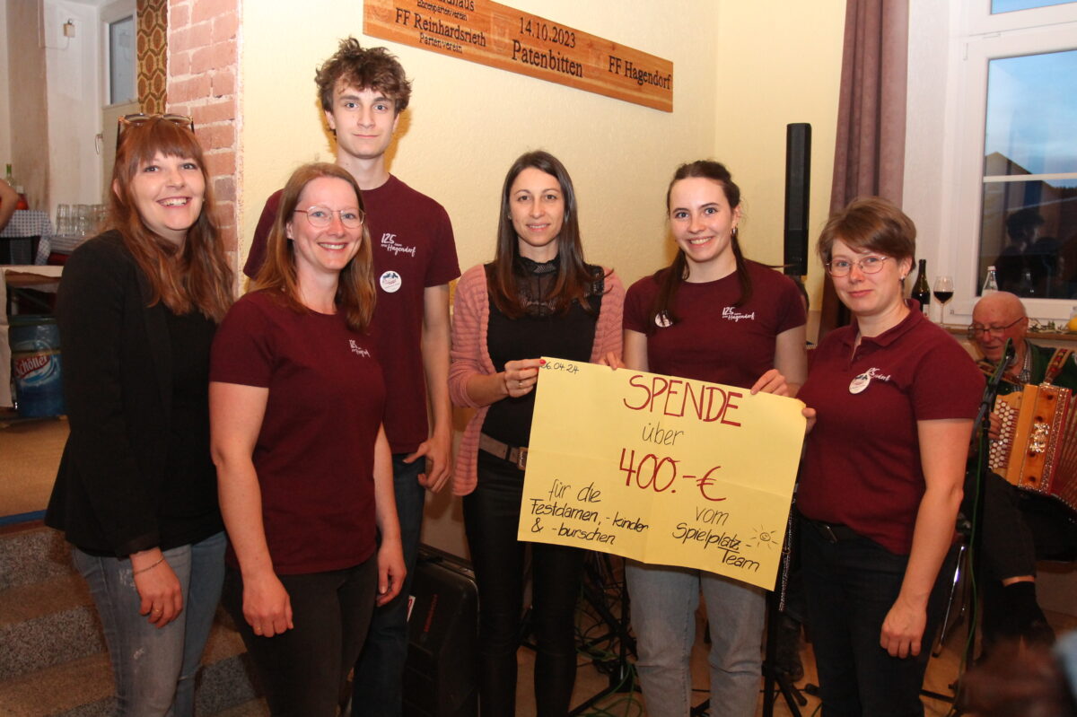 400 Euro Spende für Hagendorfer Feuerwehrfest
