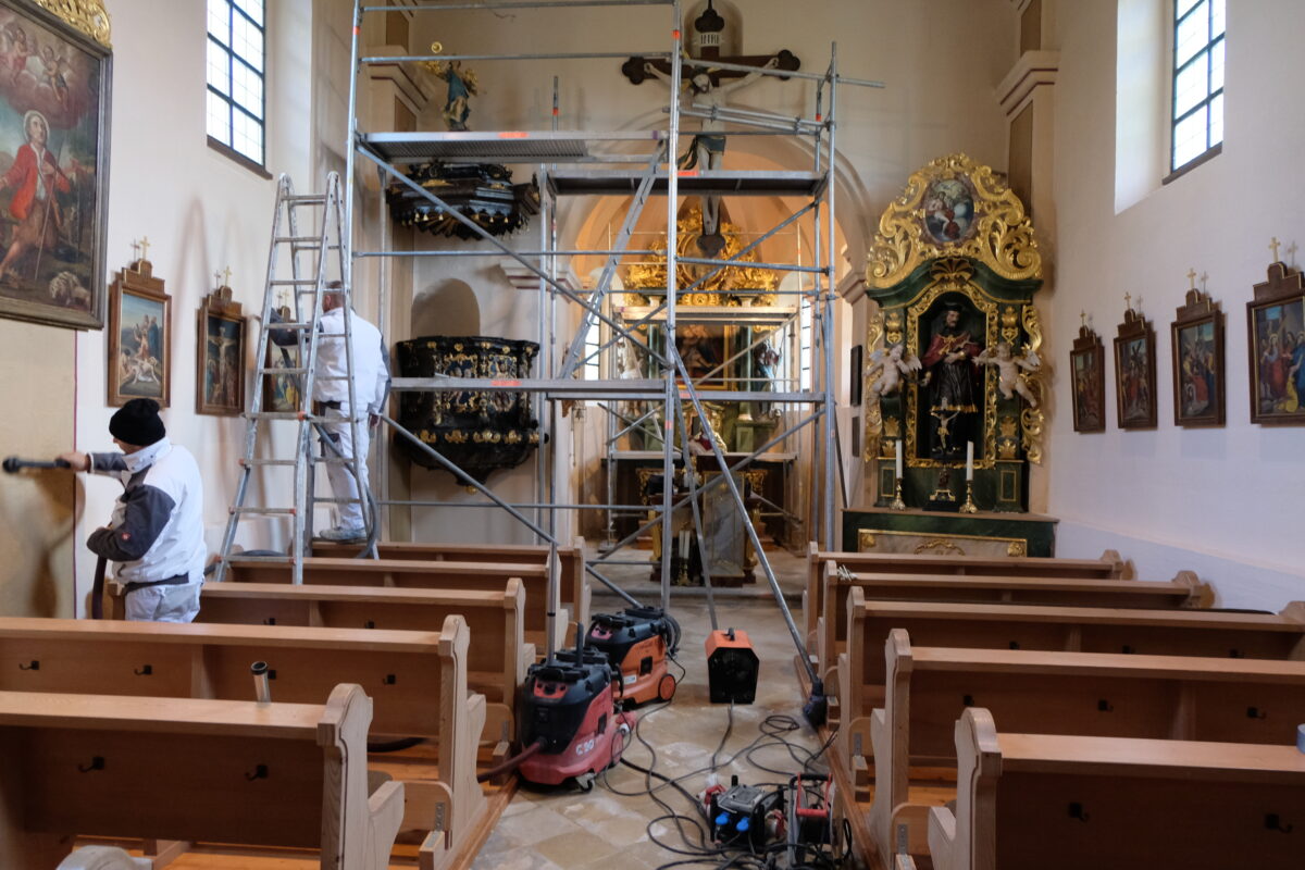 Sanierung der St. Nikolauskirche in Floß bald abgeschlossen