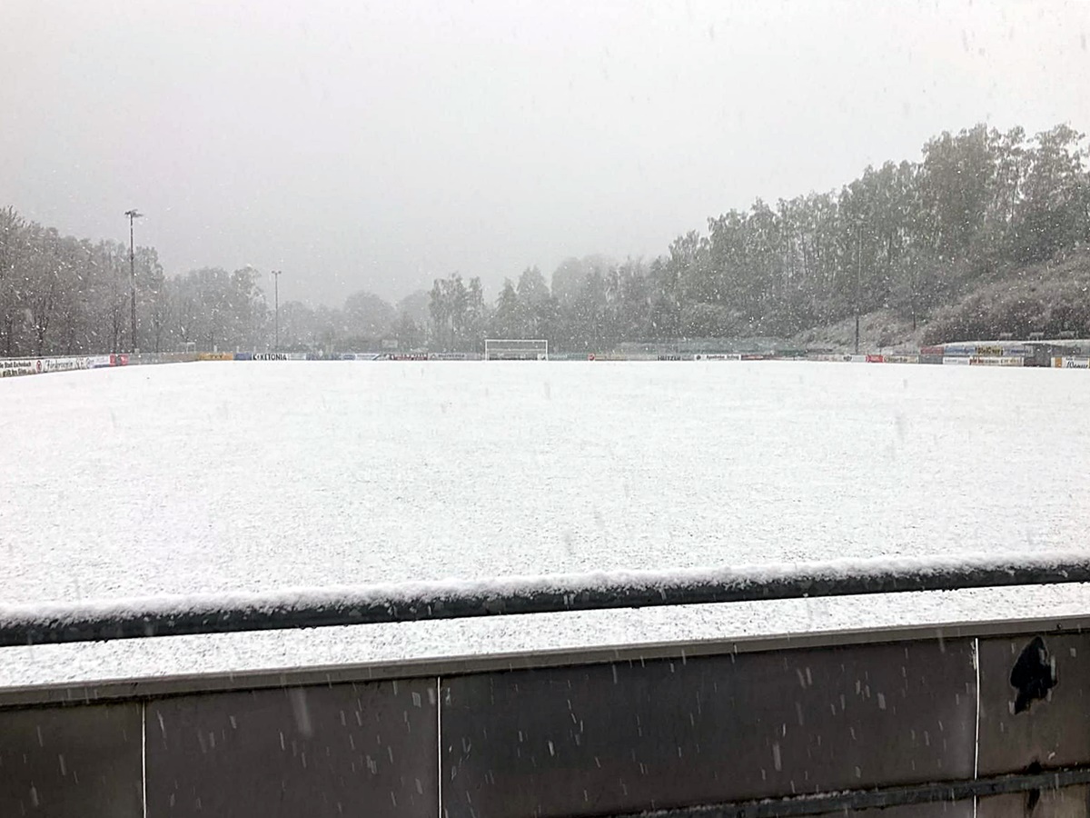 Die meisten Spiele im Fußballkreis fallen dem späten Wintereinbruch zum Opfer
