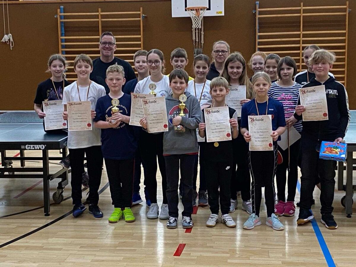 Tischtennisturnier vereint Eslarner Jugend