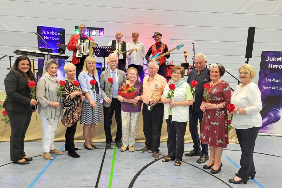 Rosenball 2024 begeistert Jung und Alt in Maxhütte-Haidhof