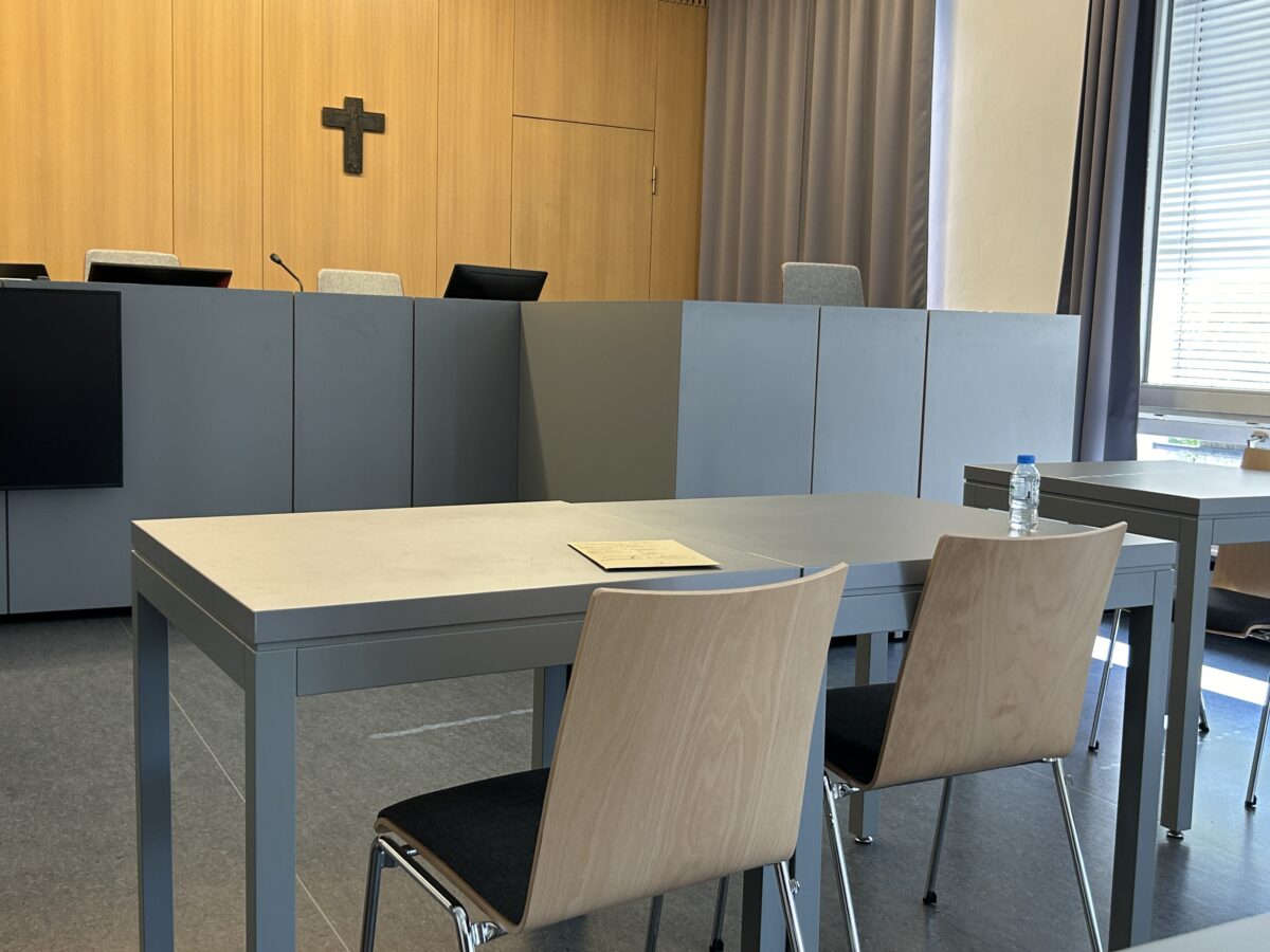 Im Gerichtsgebäude nicht auffindbar: Richter sucht „seinen“ Angeklagten