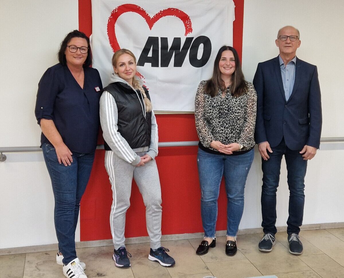 Ukrainerin integriert sich erfolgreich nach Pflegequalifizierung in Weiden