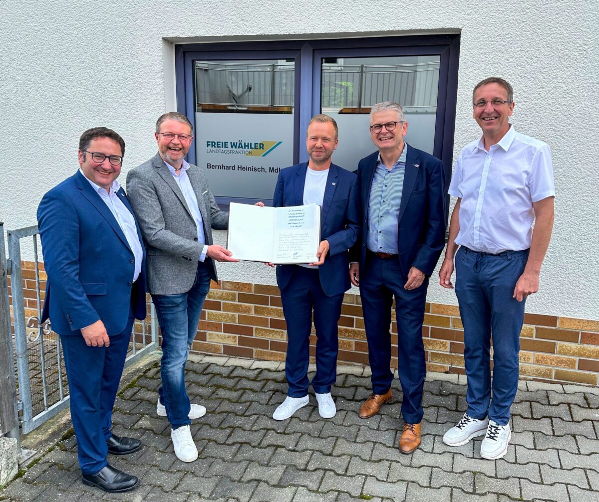 Bernhard Heinisch eröffnet sein Abgeordnetenbüro in Amberg