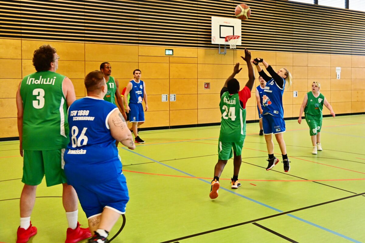 Gelebte Inklusion im Sport – ein Basketballfest mit Freunden