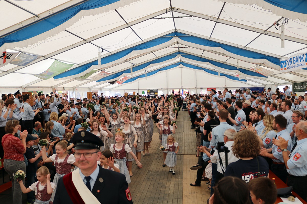 Edelsfeld feiert vier Tage lang seine Floriansjünger