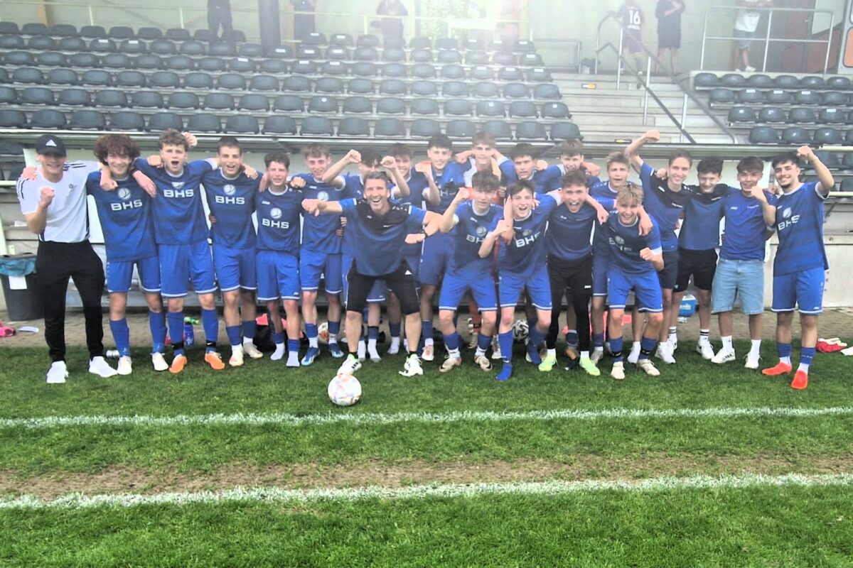 Die U 13 holt durch souveränen 5:1-Sieg gegen Bayern Hof die Meisterschaft