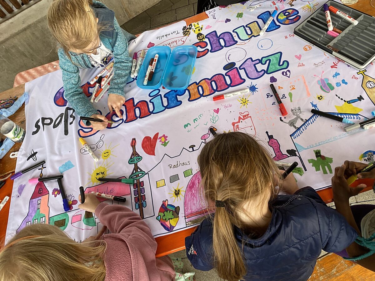 Schirmitzer Grundschüler begeistern mit Kunstprojekten