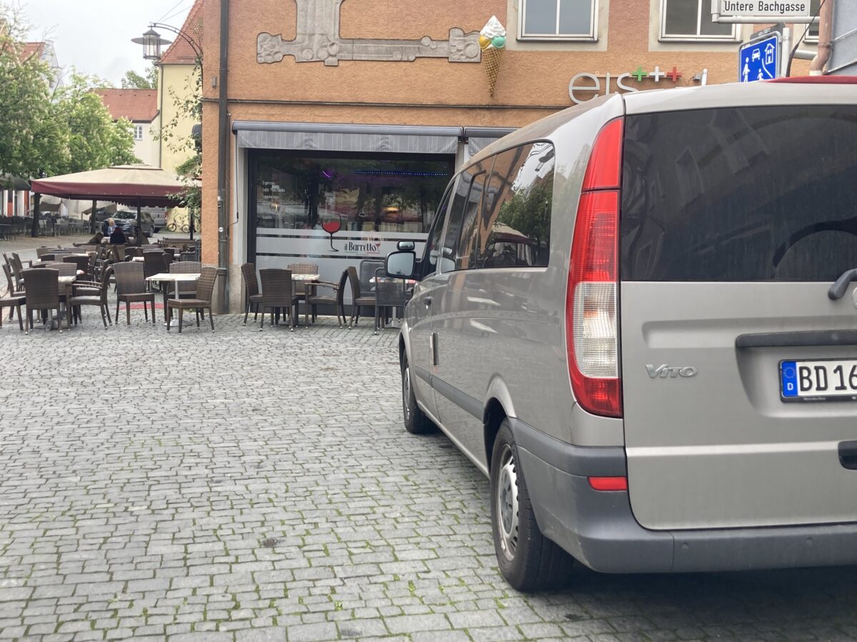 [Update] Zoll durchsucht zwei Lokale in Weiden – Schaden wohl „noch viel höher“