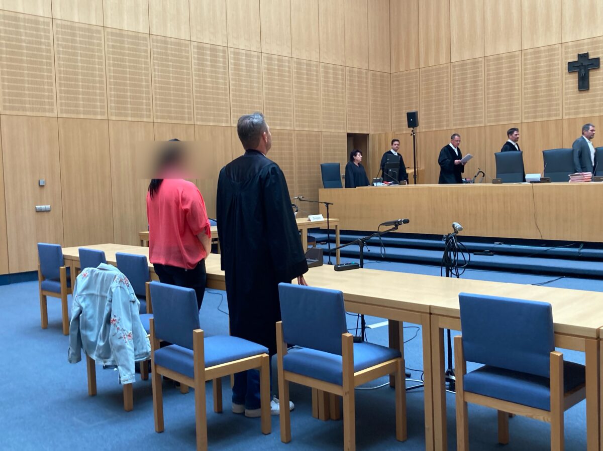 Noch eine Chance nach Hammerschlag: 38-Jährige muss nicht in Psychiatrie