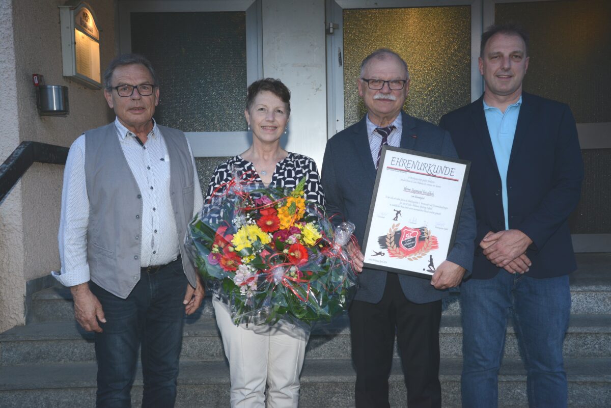 SC Luhe Wildenau ehrt Siegmund Frischholz